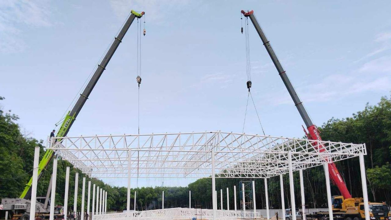 เครนให้เช่าพร้อมคนขับ